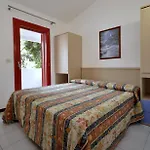 Village Apartman *