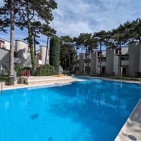 Apartman Village