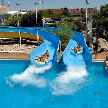 Village Апартаменты Линьяно-Саббьядоро